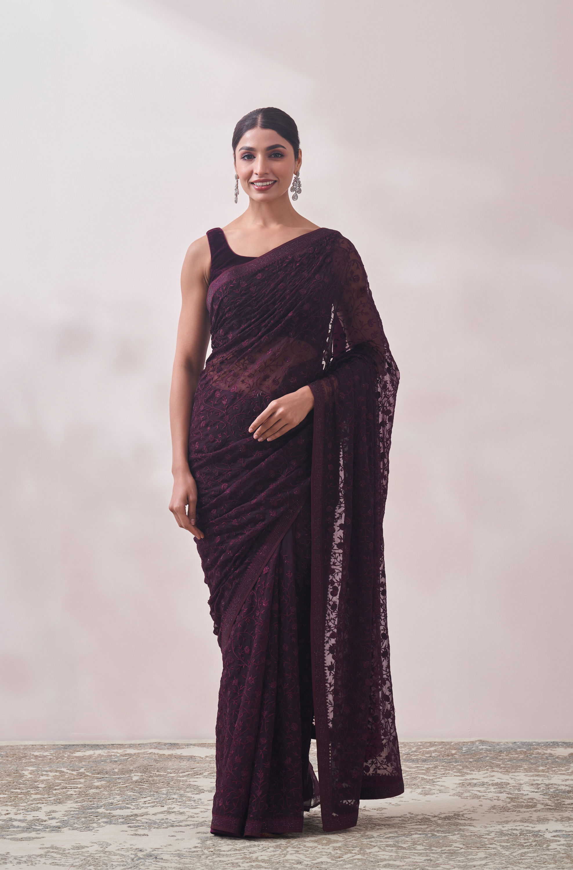 Mohey Women Dark Magenta Embroidered Organza Saree