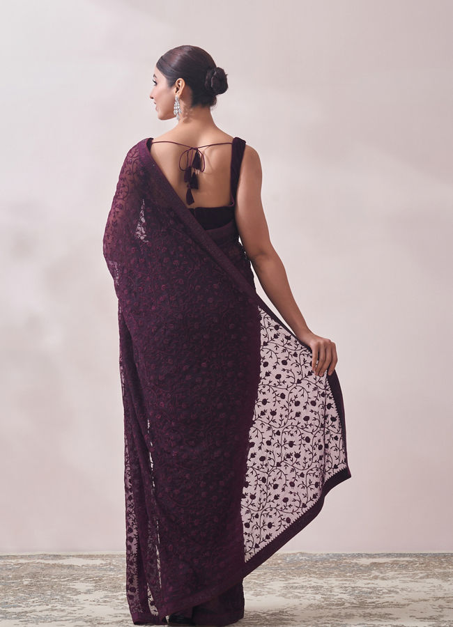 Mohey Women Dark Magenta Embroidered Organza Saree