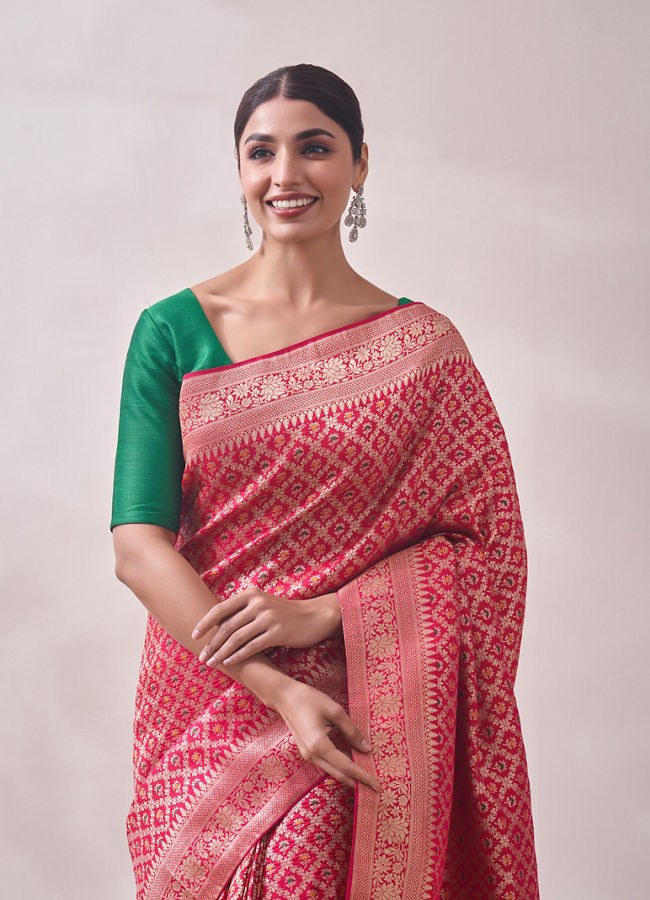 alt message - Mohey Women Rani Pink Patterned Saree image number 1