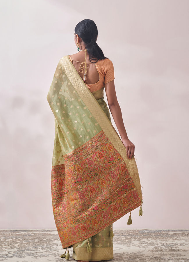 Mohey Women Light Green Zari Weaved Saree
