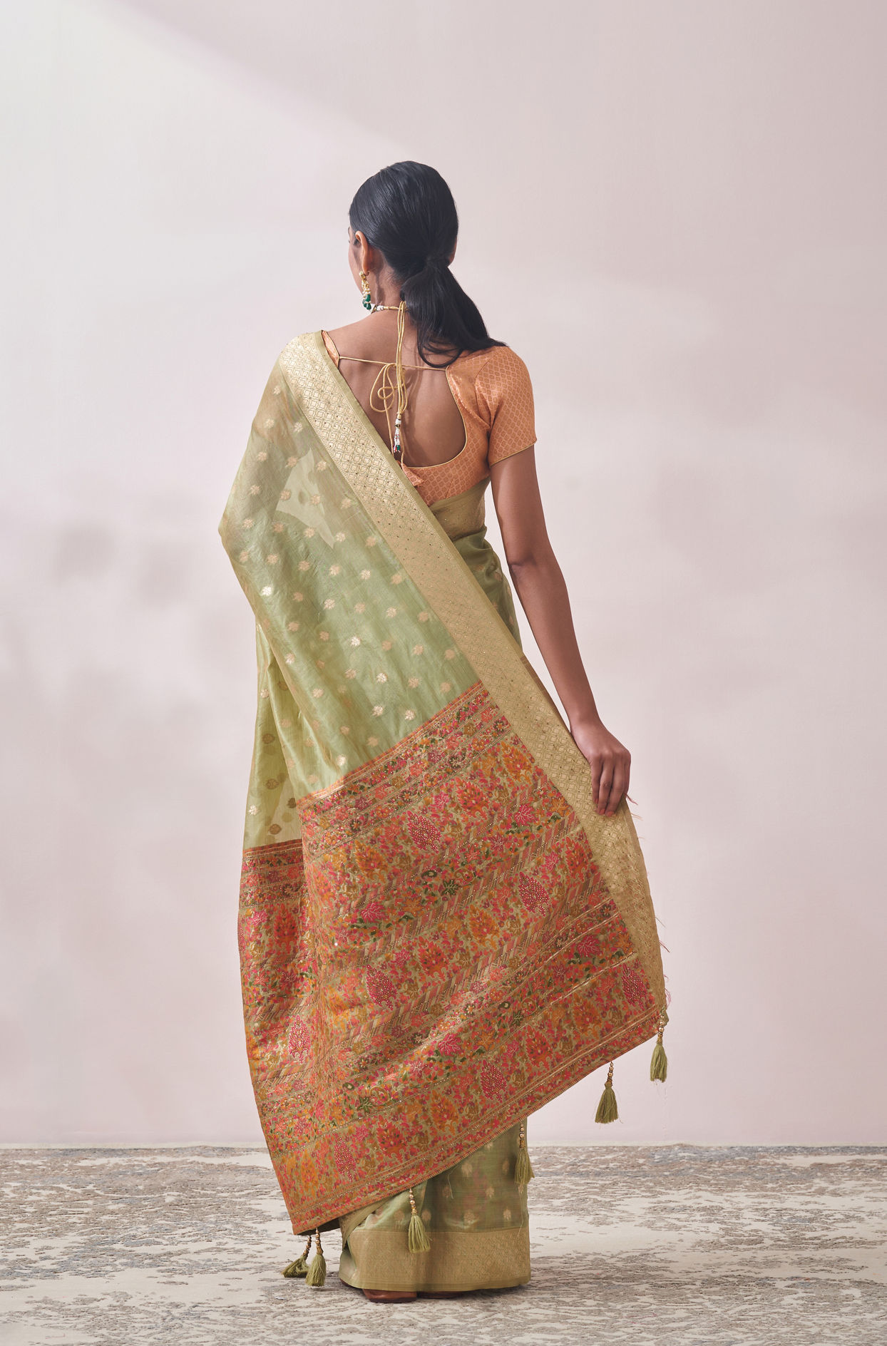 Light Green Zari Weaved Saree image number 2