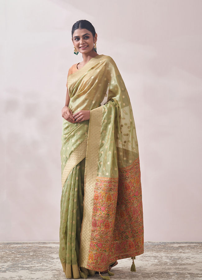 Mohey Women Light Green Zari Weaved Saree