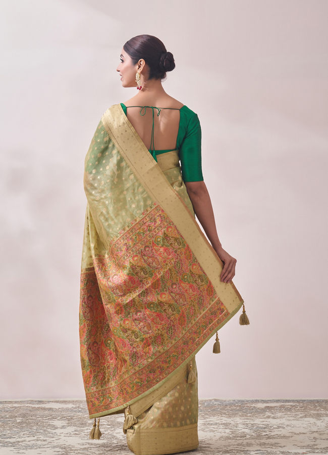 Classy Pista Patterned Saree image number 2
