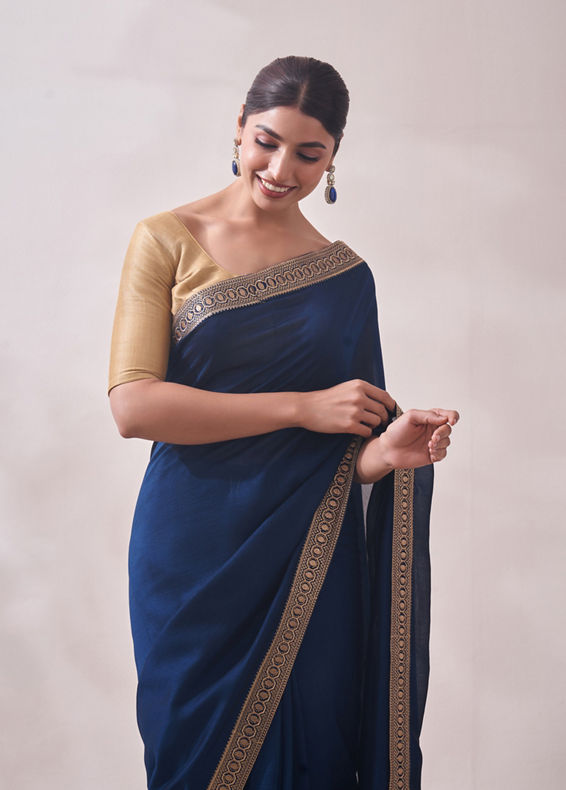 Mohey Women Teal Blue Patterned Saree