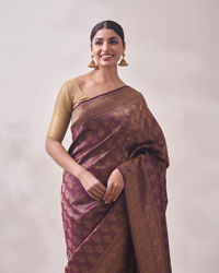 Mohey Women Berry Wine Patterned Saree