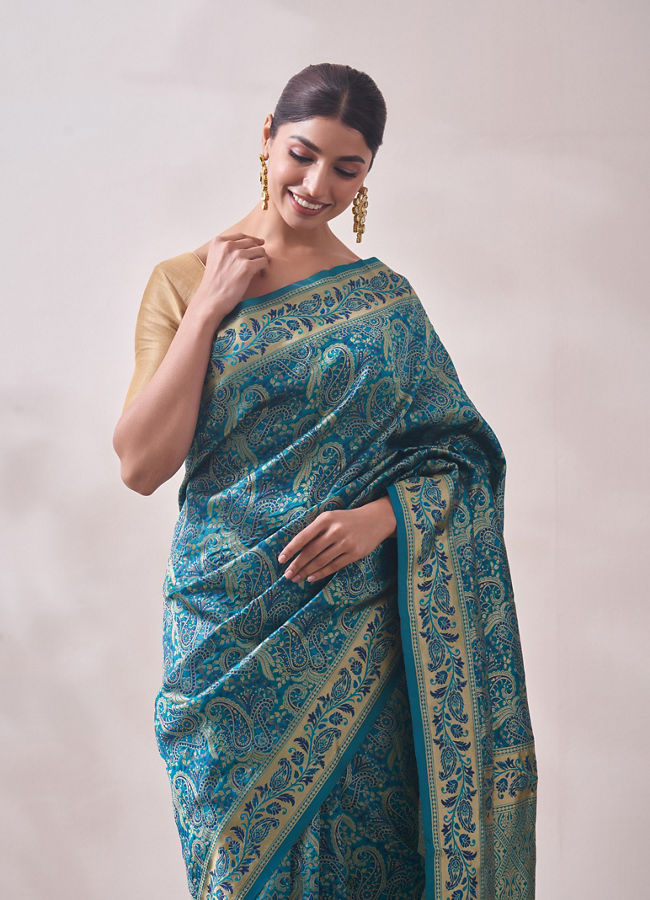 alt message - Mohey Women Teal Blue Patterned Saree image number 1