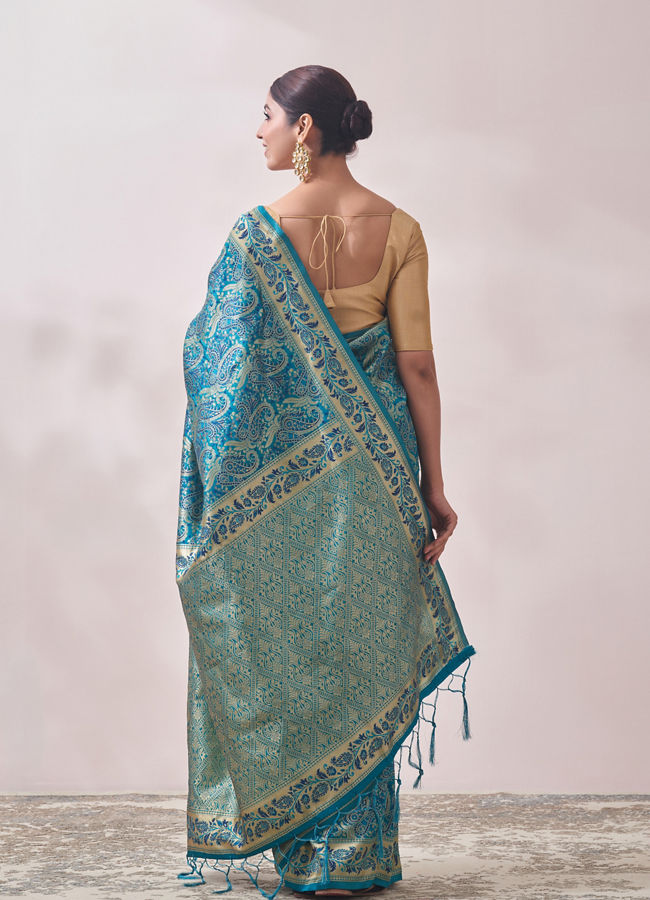 alt message - Mohey Women Teal Blue Patterned Saree image number 2