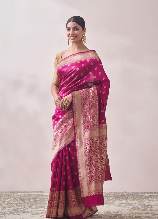 Mohey Women Rani Pink Zaree Weaved Saree image number 3