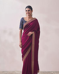 Mohey Women Deep Wine Patterned Saree