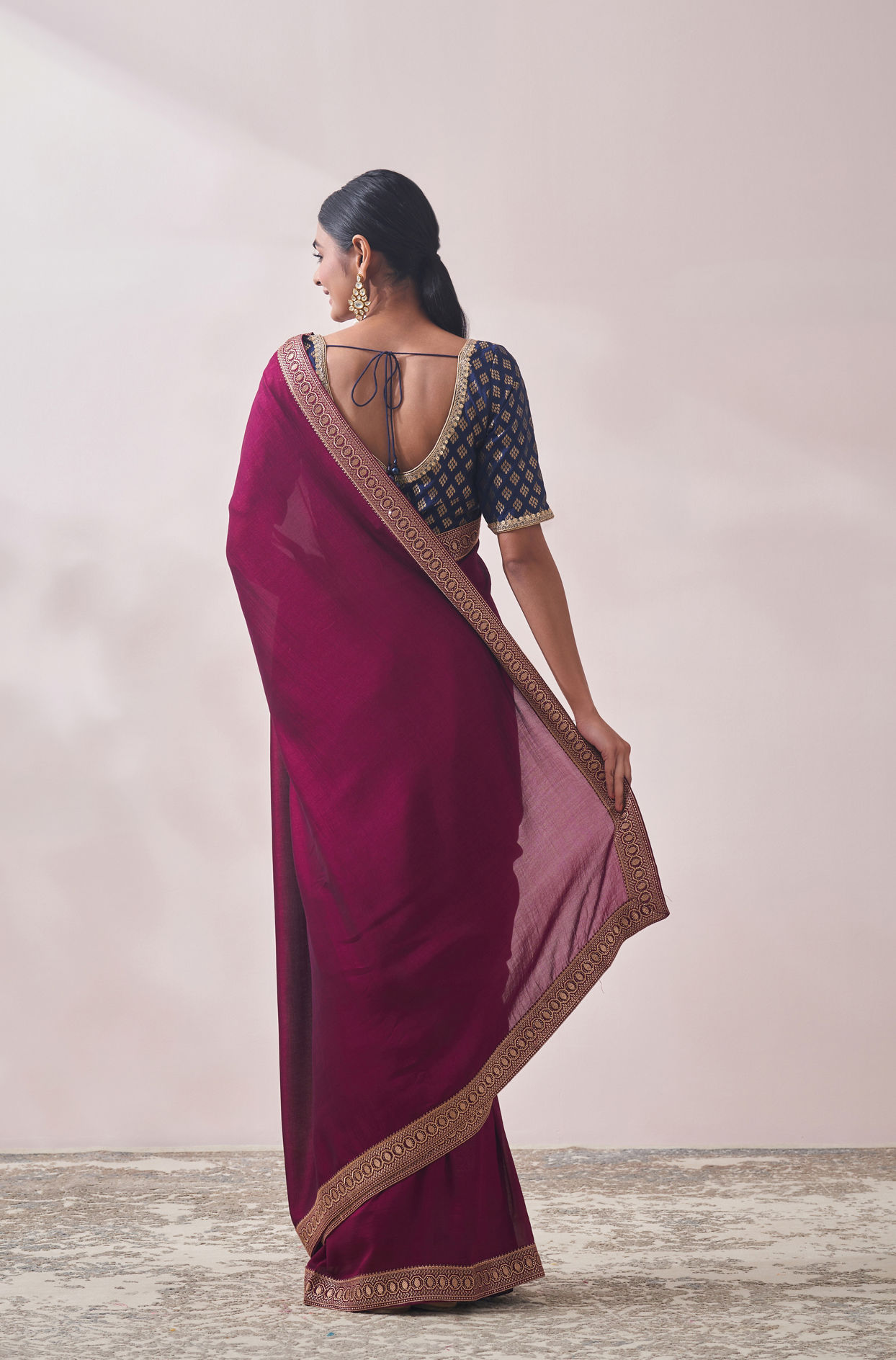 Deep Wine Patterned Saree image number 2