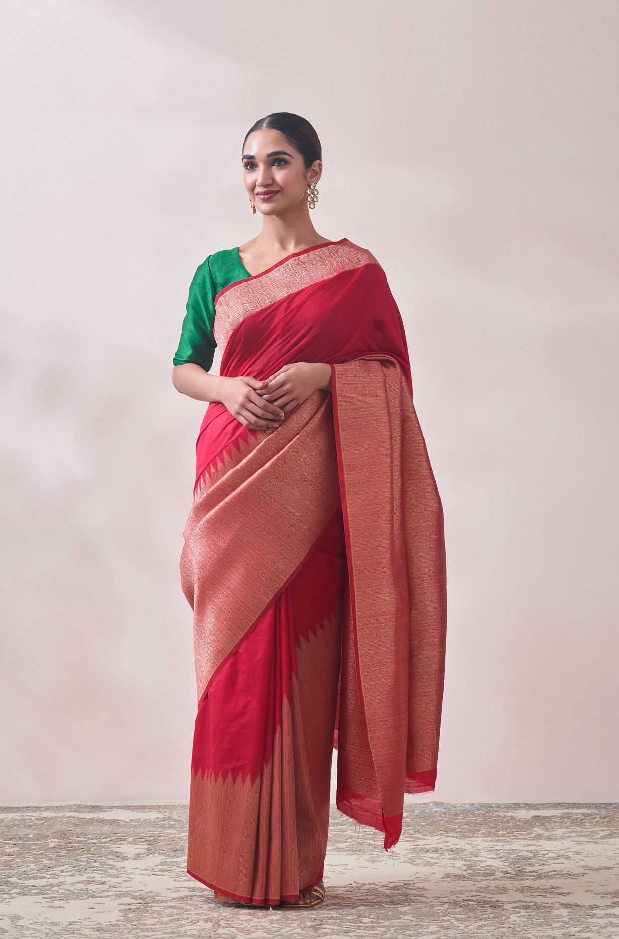 alt message - Mohey Women Rani Pink Patterned Saree image number 0