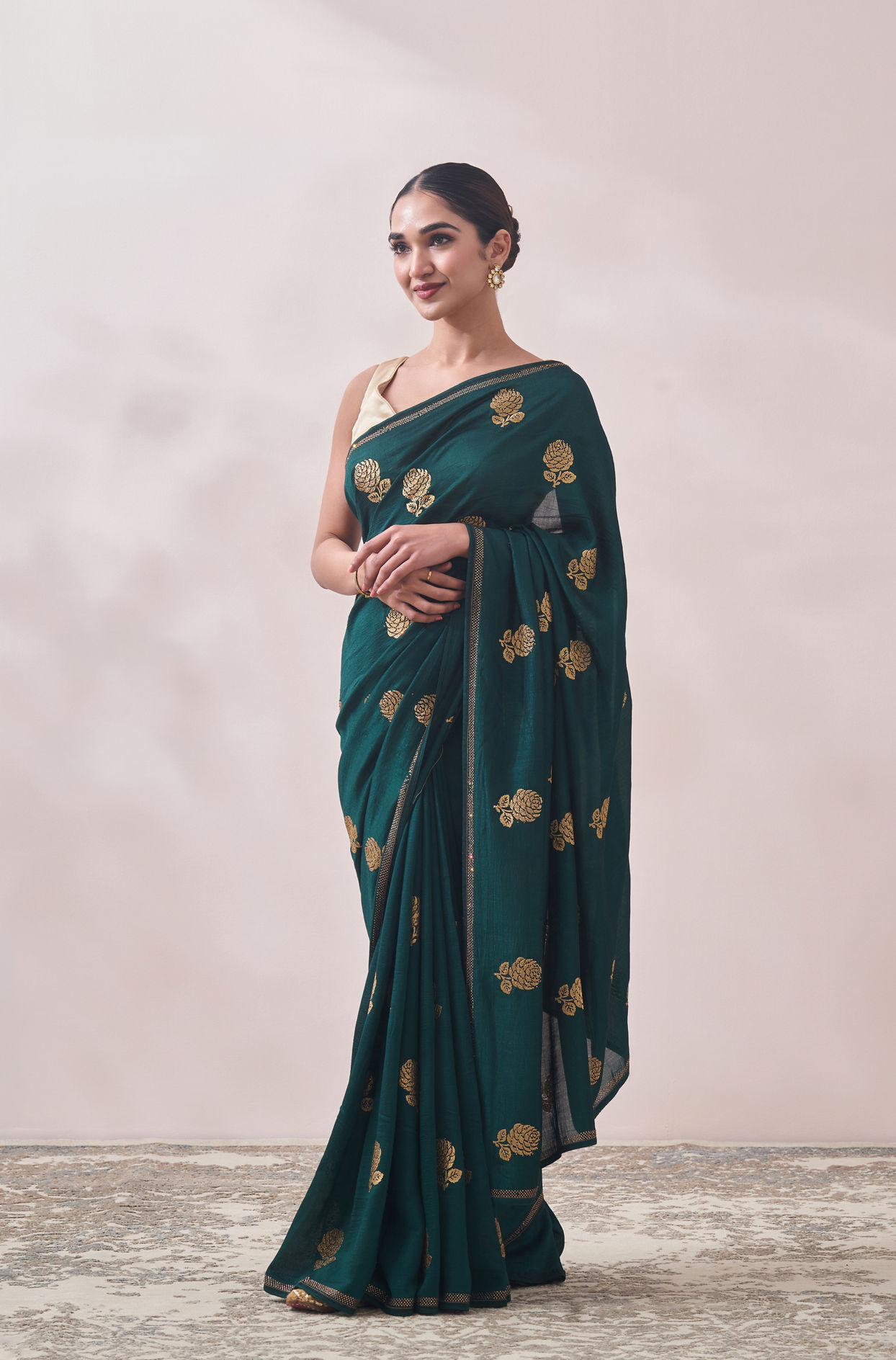 Mohey Women Bottle Green Patterned Saree image number 3