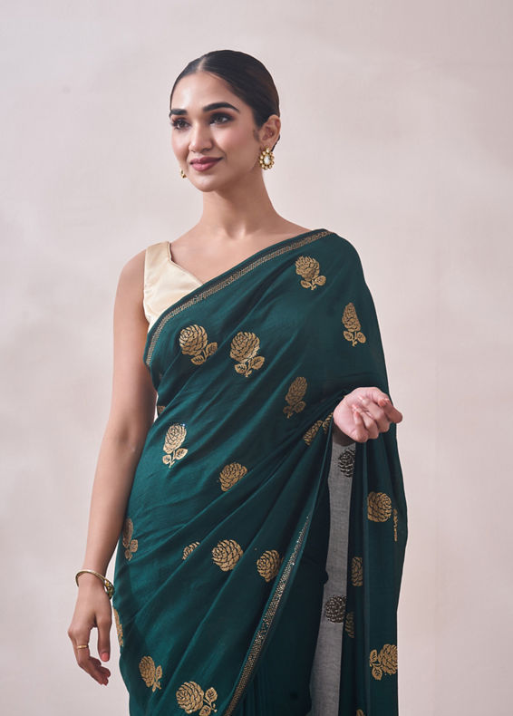 Mohey Women Bottle Green Patterned Saree
