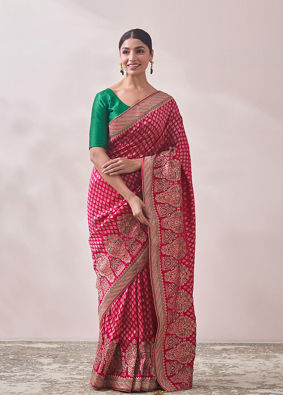 alt message - Mohey Women Rani Pink Zari Work Saree image number 0