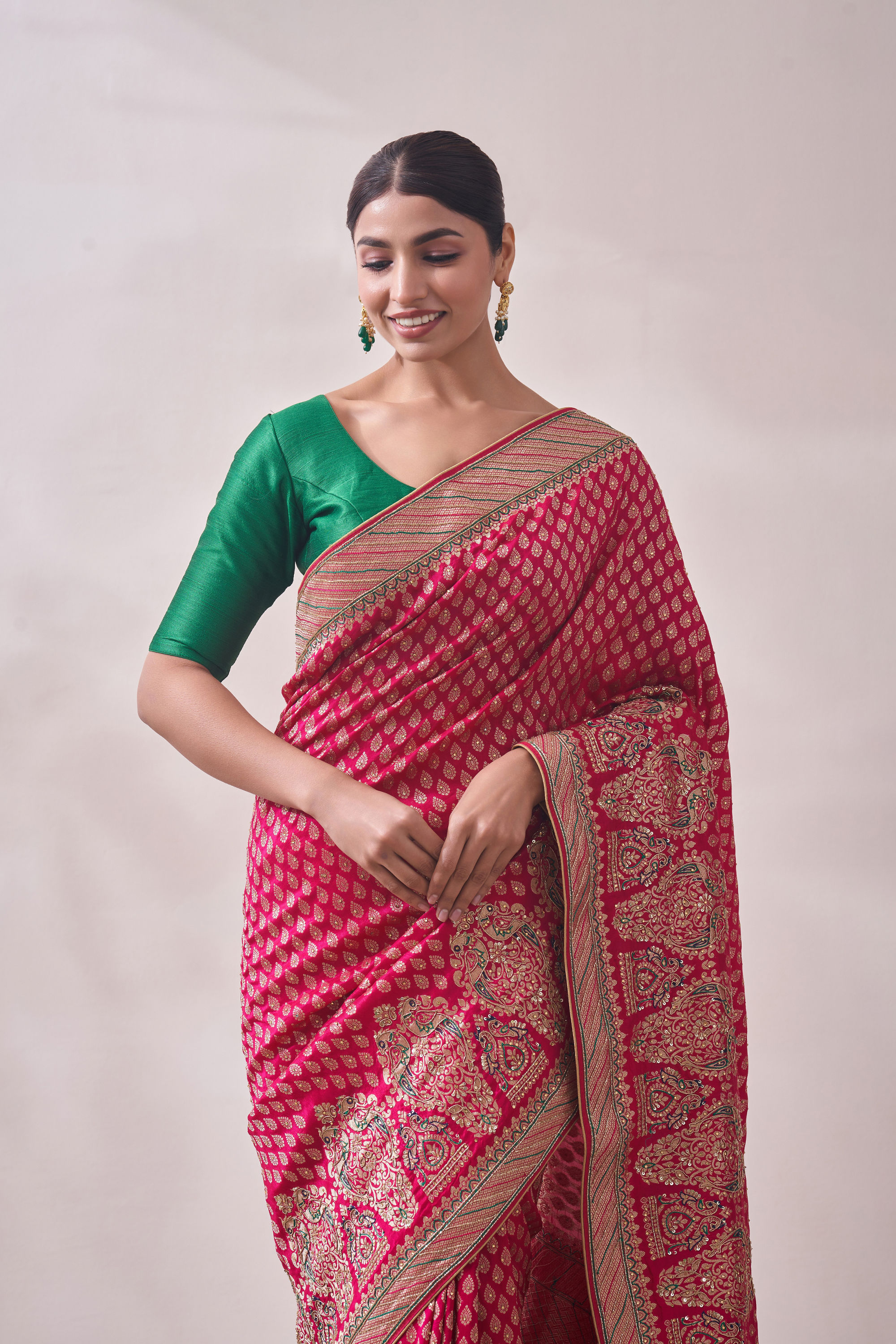 Mohey Women Rani Pink Zari Work Saree