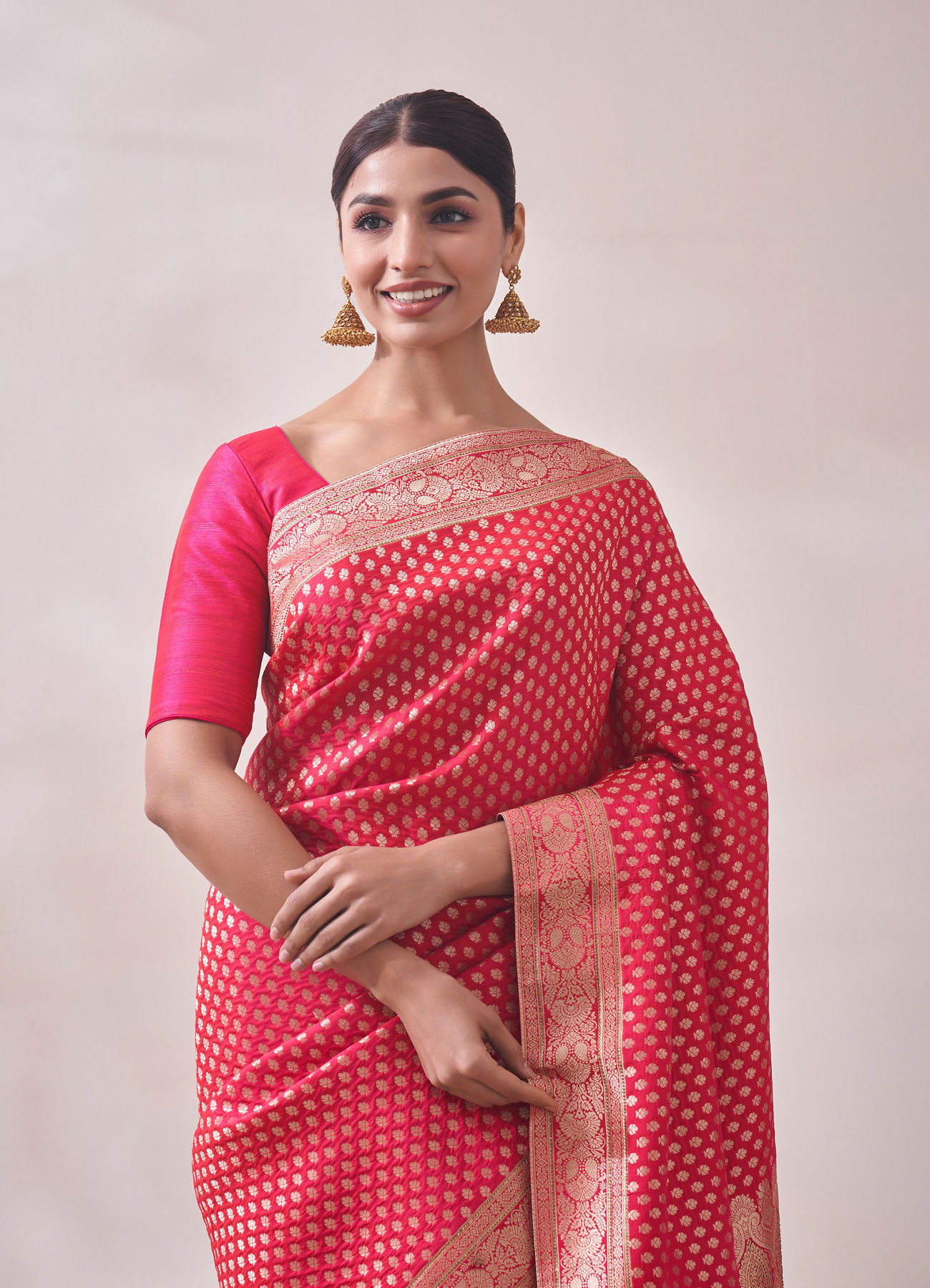 Mohey Women Rani Pink Patterned Saree