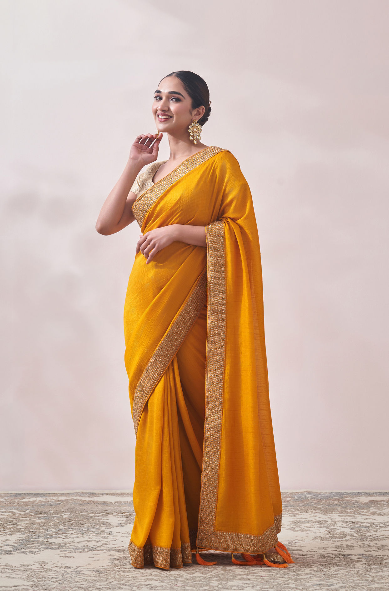 Mustard Yellow Patterned Saree image number 3