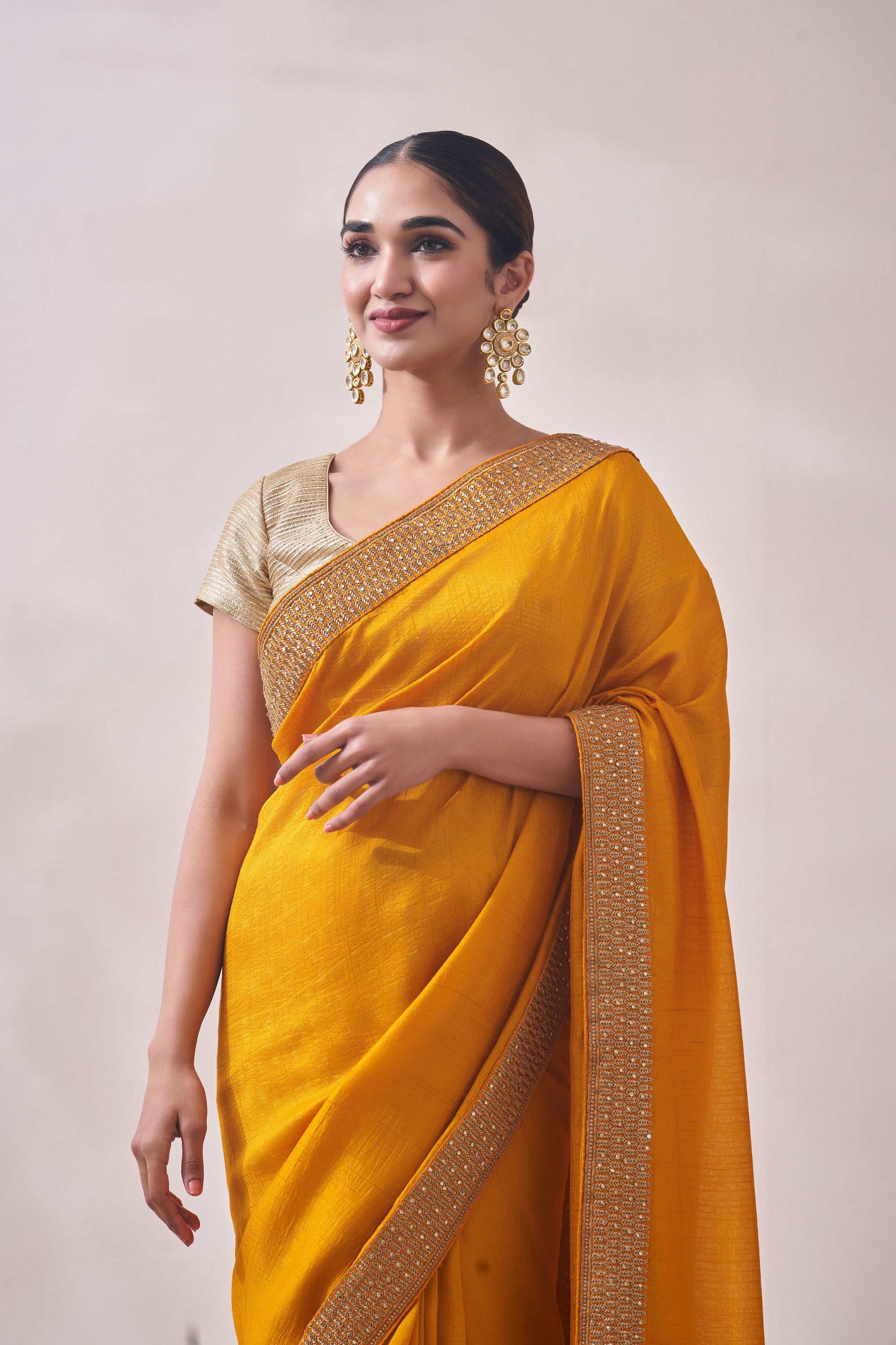 Mohey Women Mustard Yellow Patterned Saree