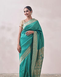 Mohey Women Rama Green Patterned Saree