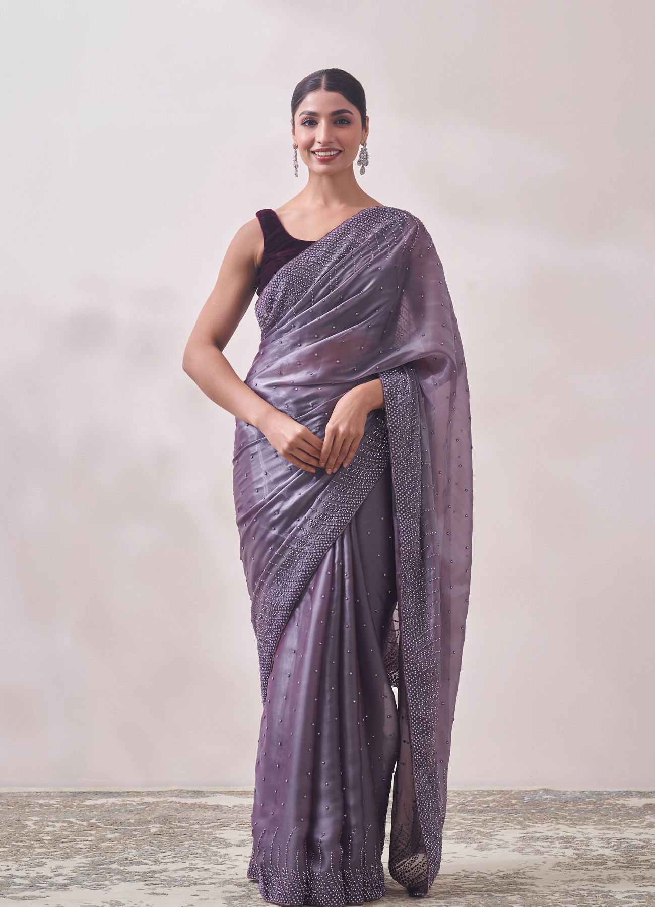 Mohey Women Lilac Stone Embellished Saree