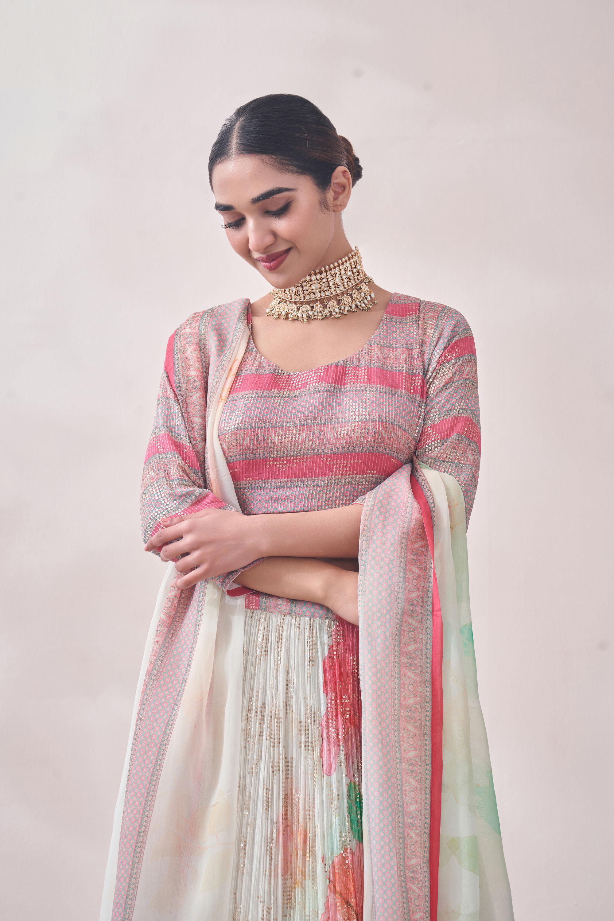 Mohey Women Floral Cream and Pink Patterned Lehenga