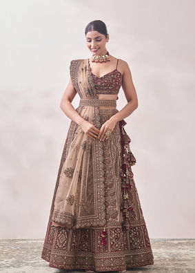 alt message - Mohey Women Fawn Paisley Patterned Bridal Lehenga image number 0