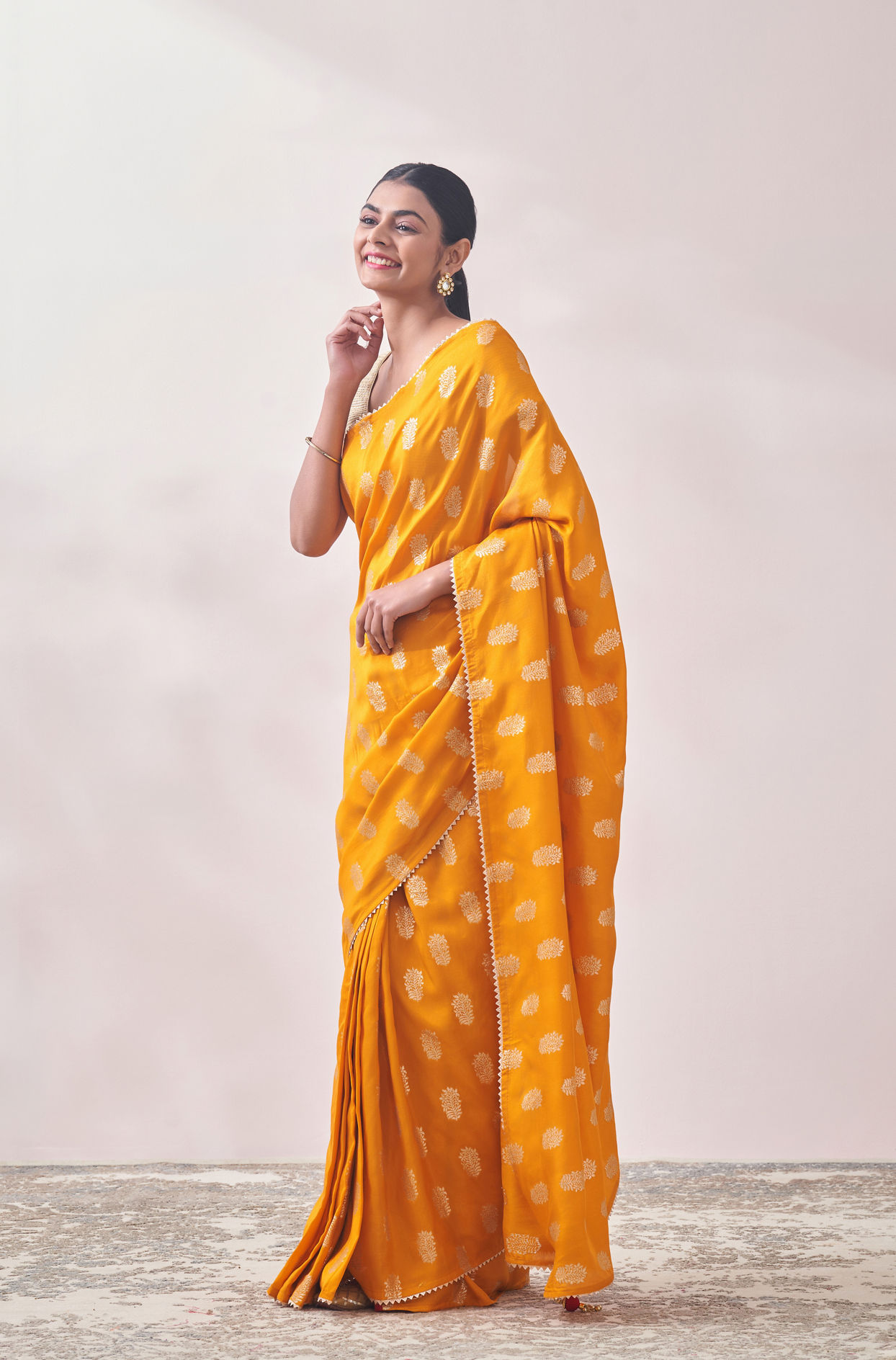 Mohey Women Mustard Self Design Saree