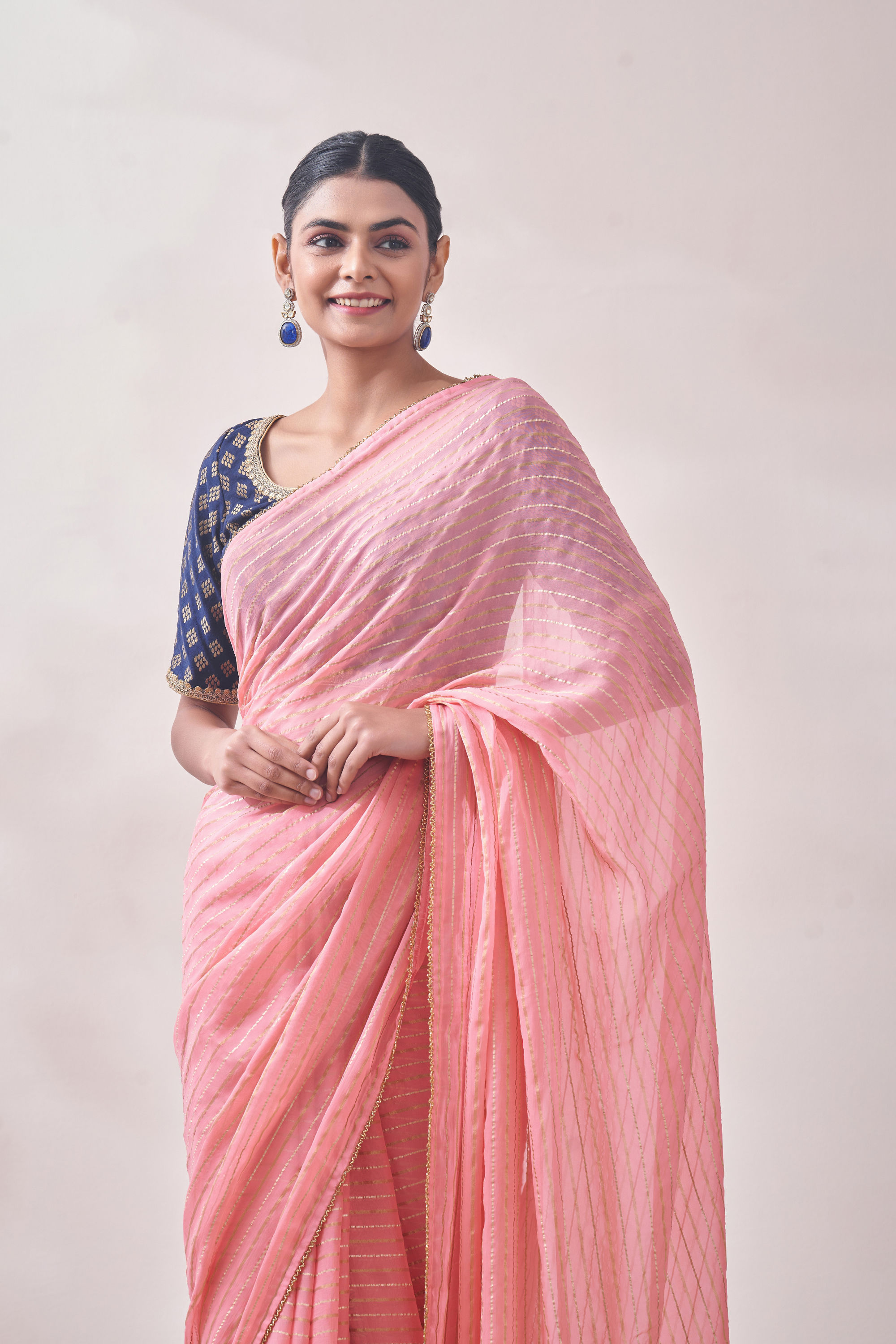 Mohey Women Pink with Golden Motif Patterned Saree