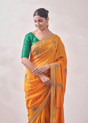 alt message - Mohey Women Mustard Yellow Saree image number 1