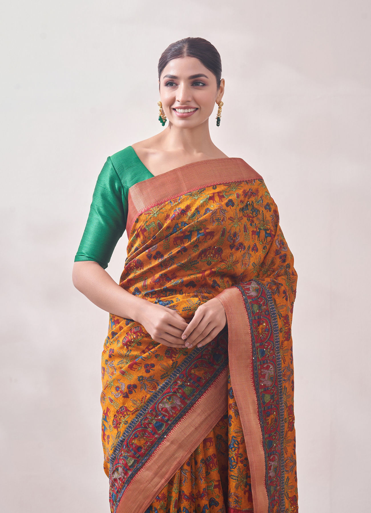 Mohey Women Yellow Patterned Saree