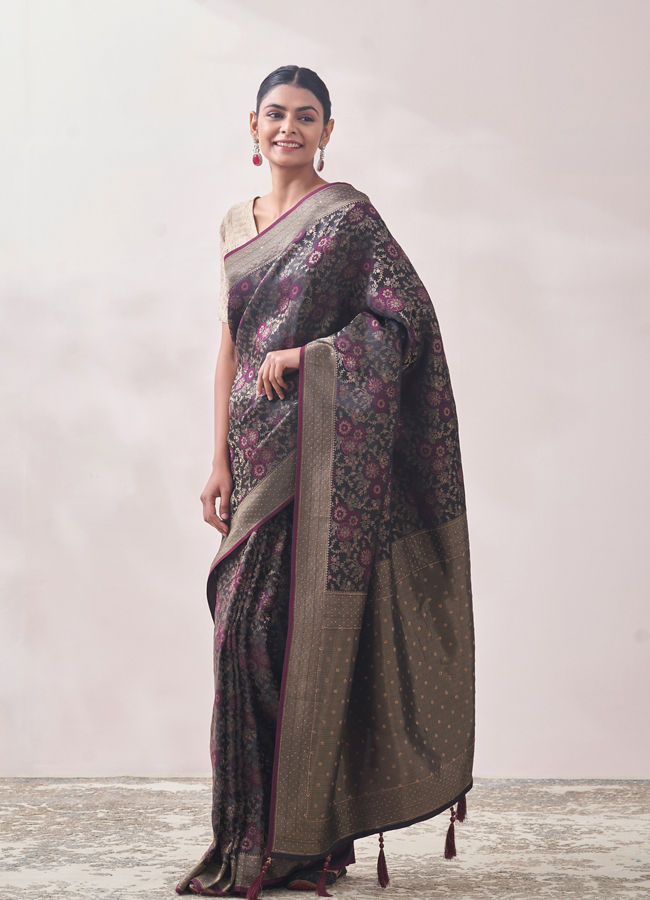 Mohey Women Royal Wine Patterned Saree