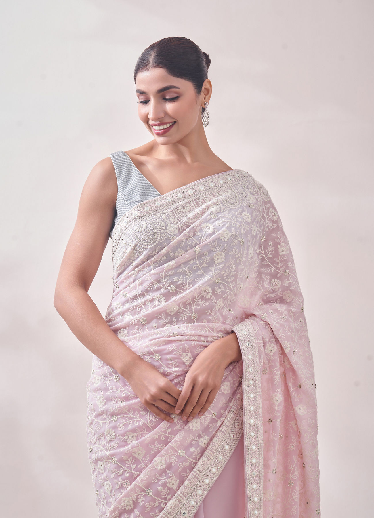 Mohey Women Light Pink Self Embroidered Saree