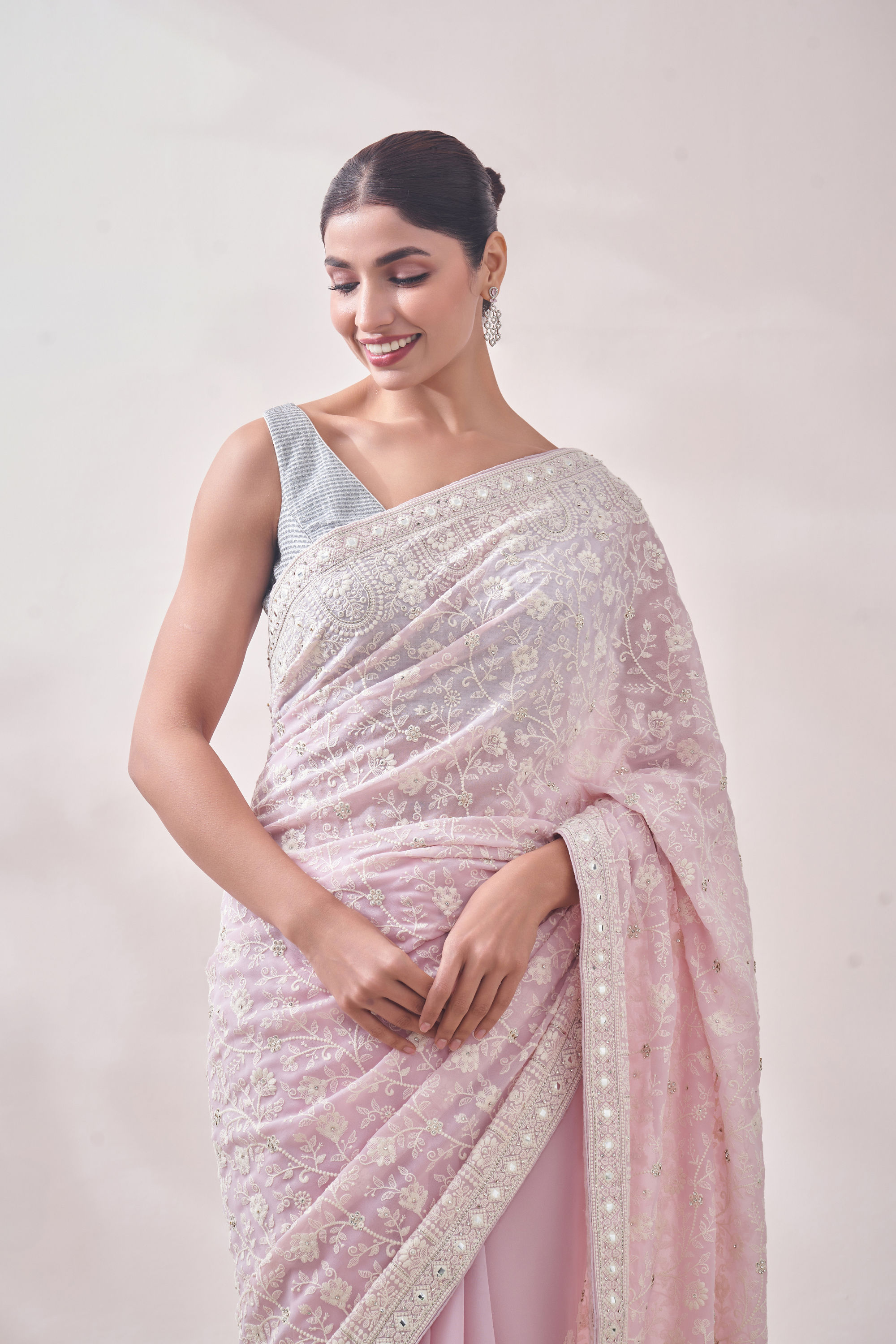 Mohey Women Light Pink Self Embroidered Saree