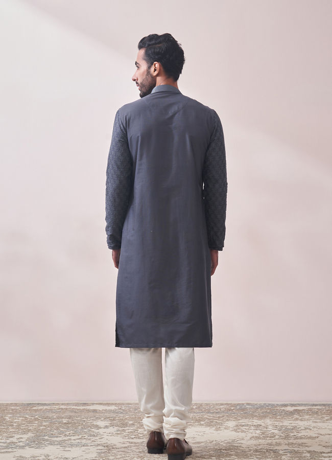 alt message - Manyavar Men Light Grey Self Design Kurta Set image number 4