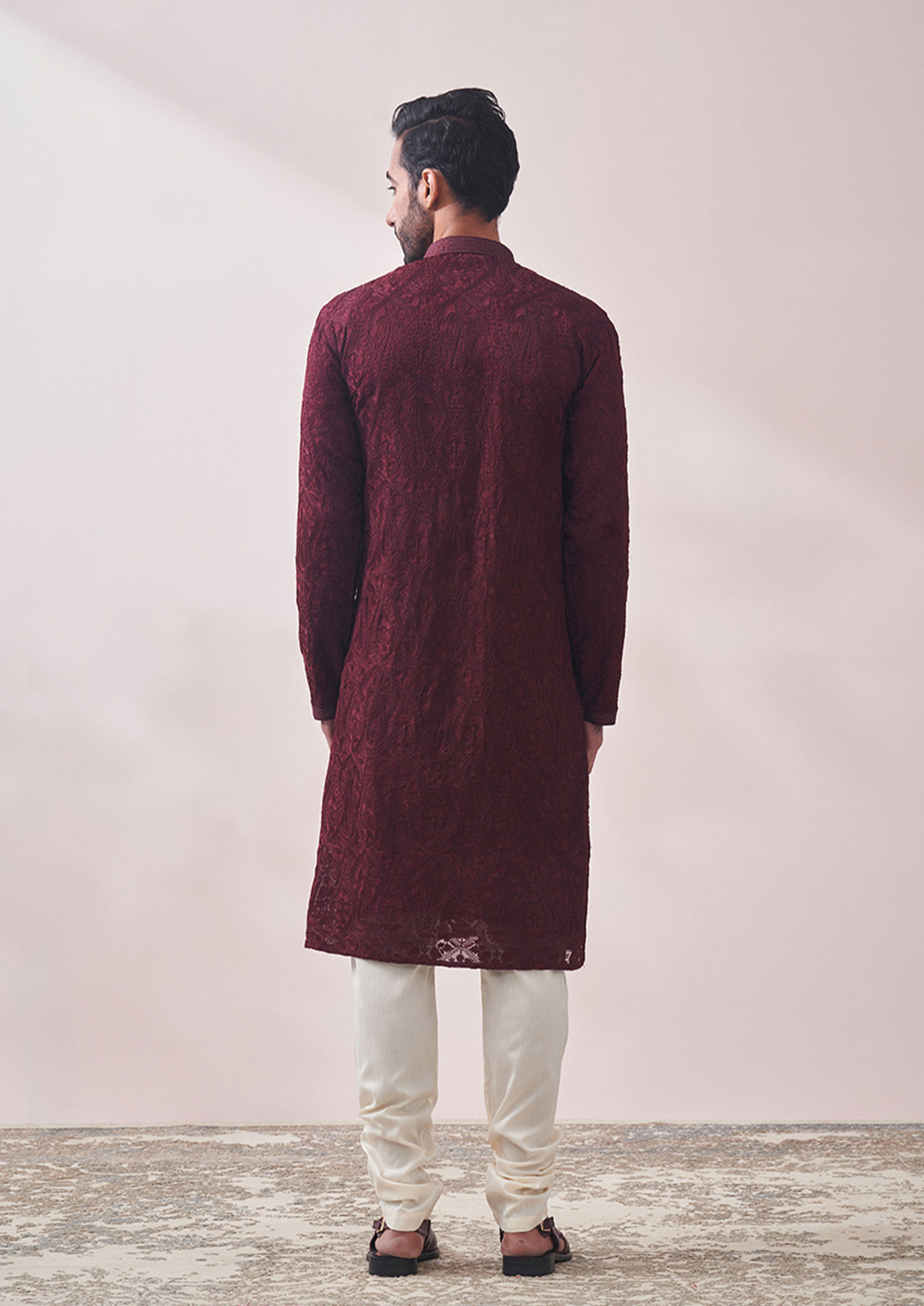 alt message - Twamev Men Berry Wine Kurta Set image number 3