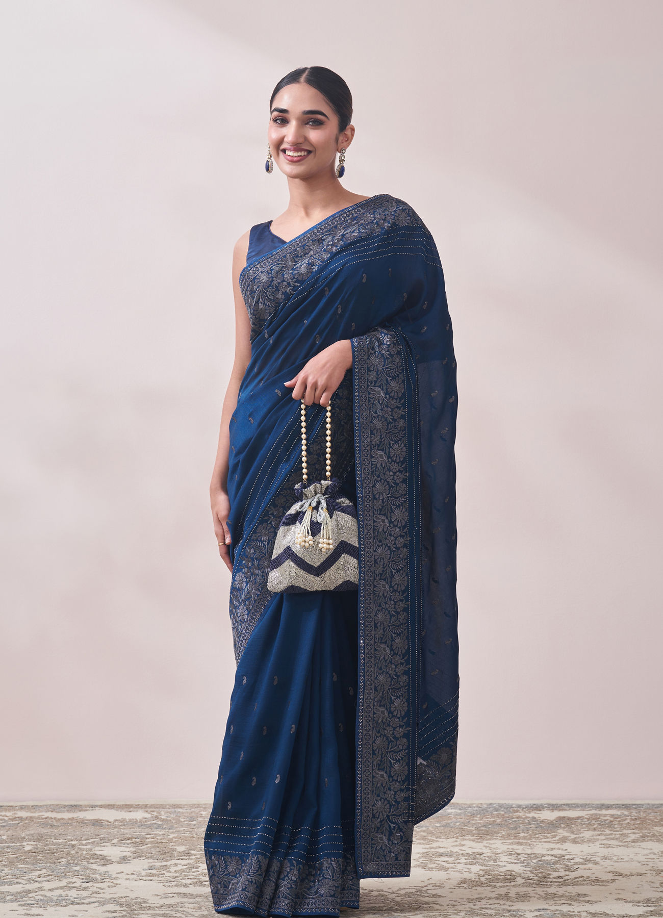 Mohey Women Sapphire Blue Paisley Design Saree