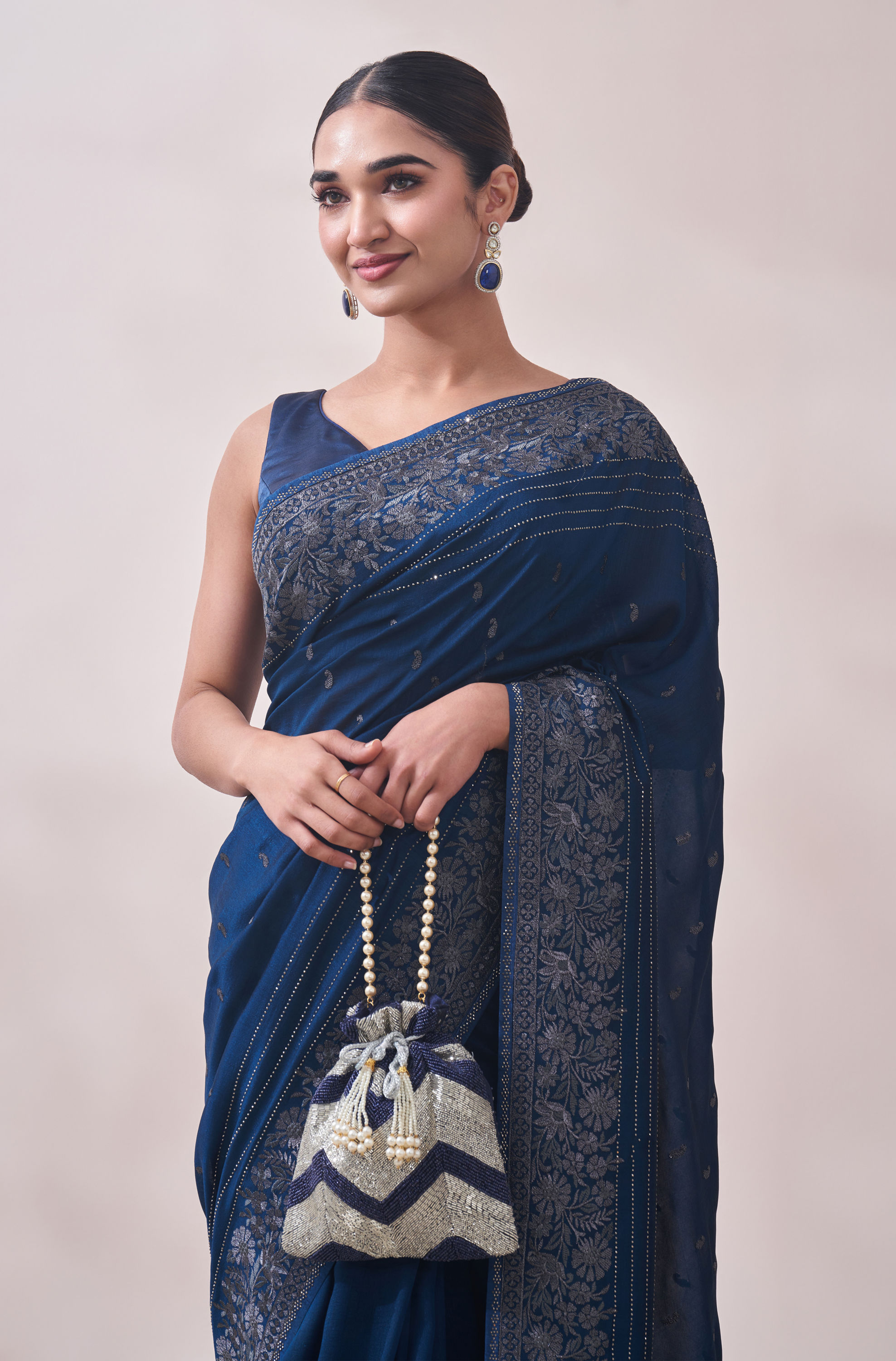 Mohey Women Sapphire Blue Paisley Design Saree