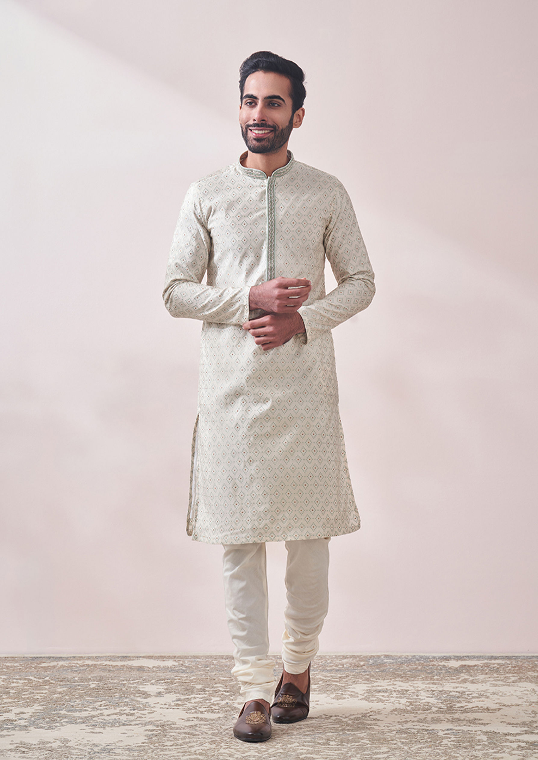 Twamev Men Minimal Cream Jacquard Kurta Set image number 1