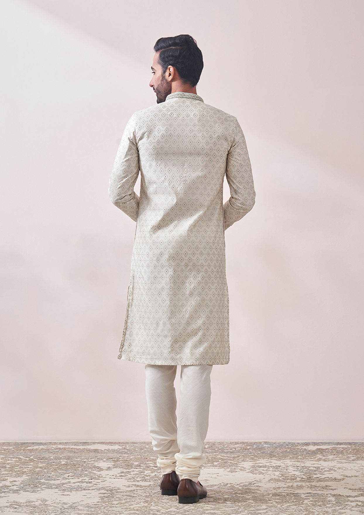 alt message - Twamev Men Minimal Cream Jacquard Kurta Set image number 3