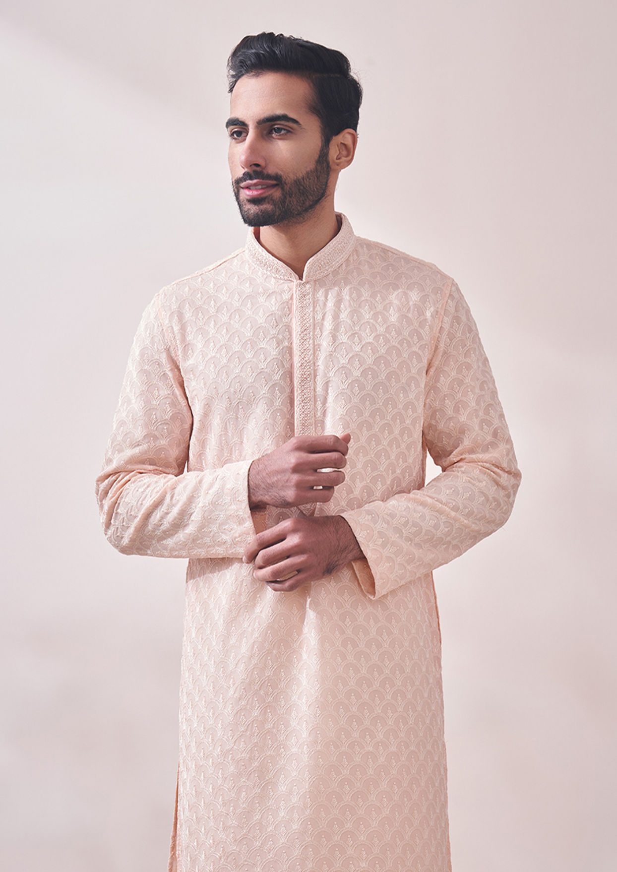 alt message - Twamev Men Perfect Gajaree Chikankari Kurta Set image number 0