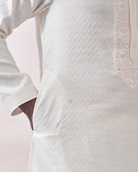 Twamev Men Ivory White Jacquard Kurta Set