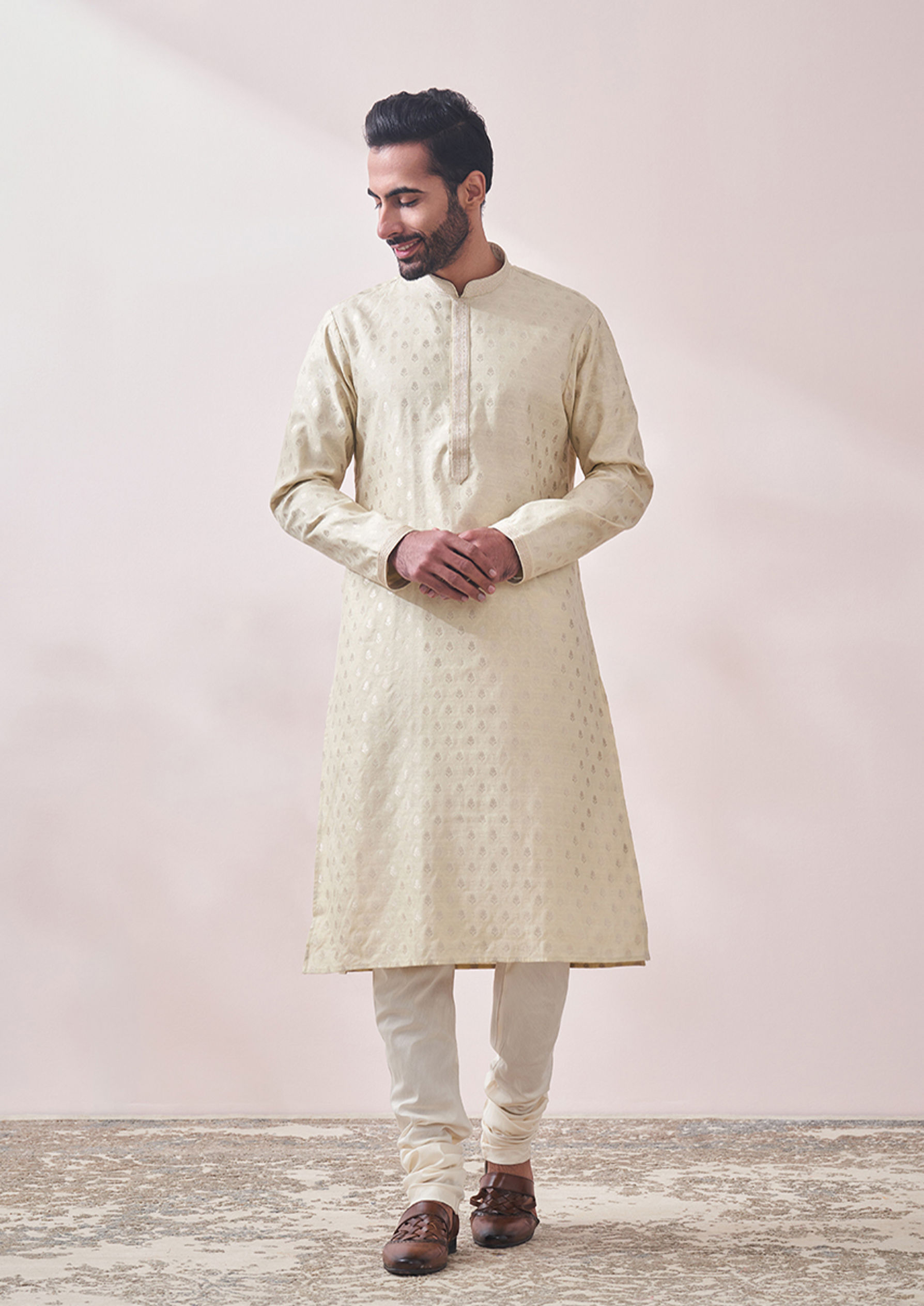 Twamev Men Vanilla Cream Jacquard Kurta Set image number 1