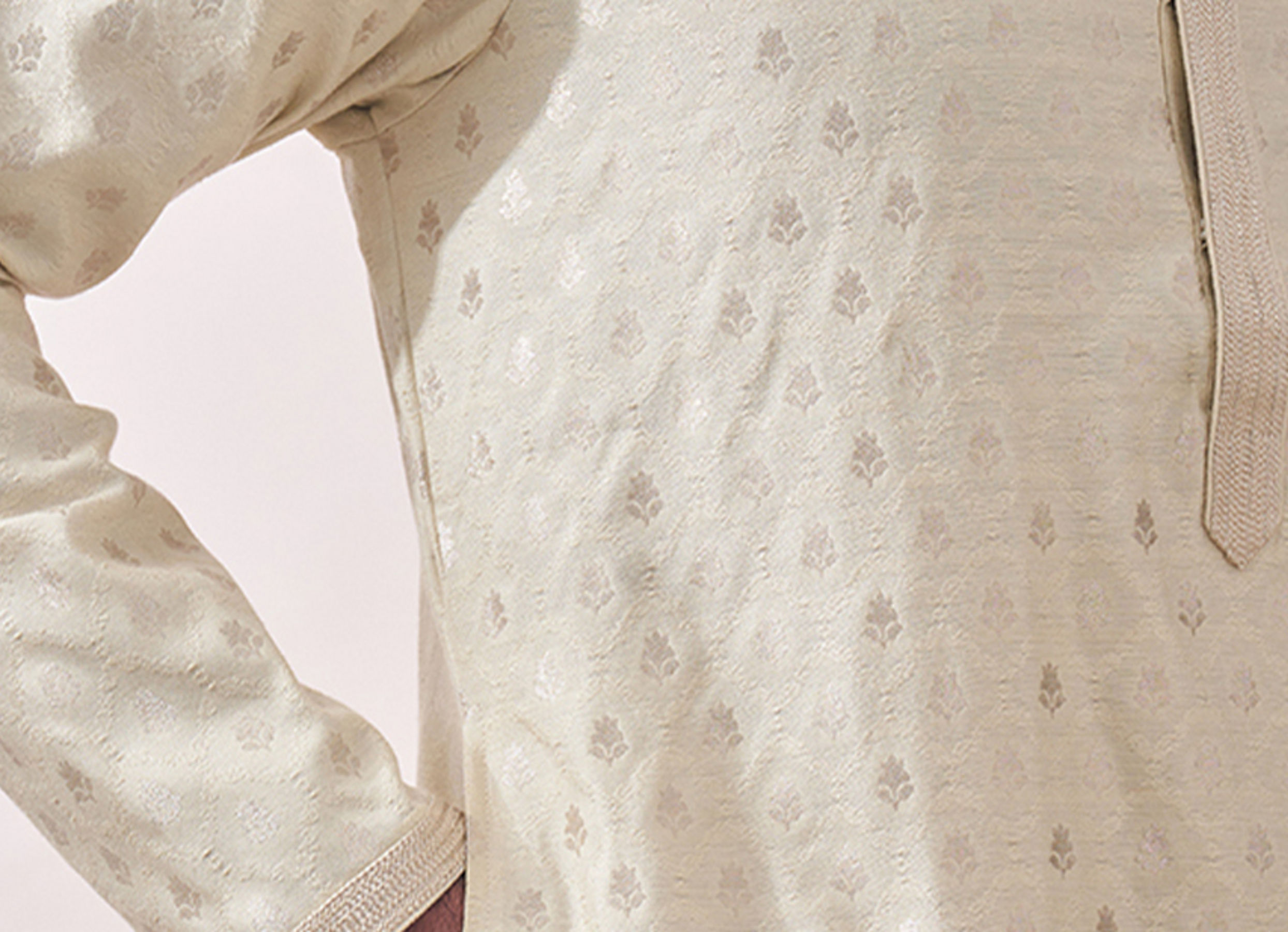 Twamev Men Vanilla Cream Jacquard Kurta Set