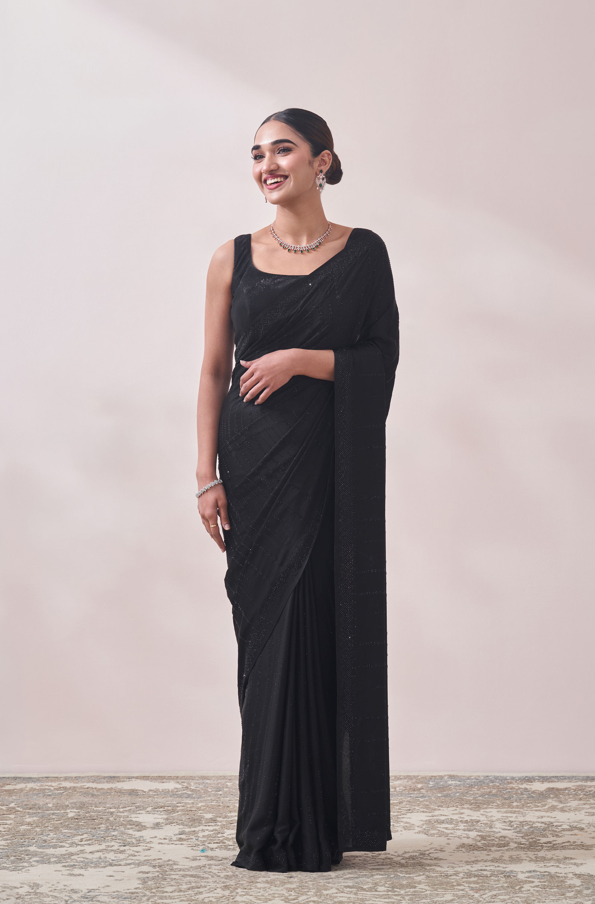 Mohey Women Black Self Design Saree