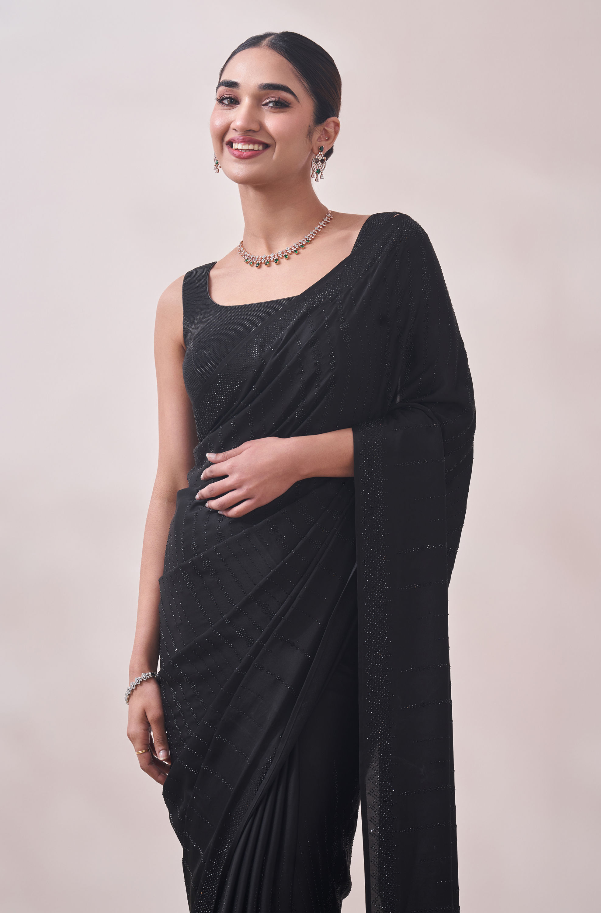 Mohey Women Black Self Design Saree