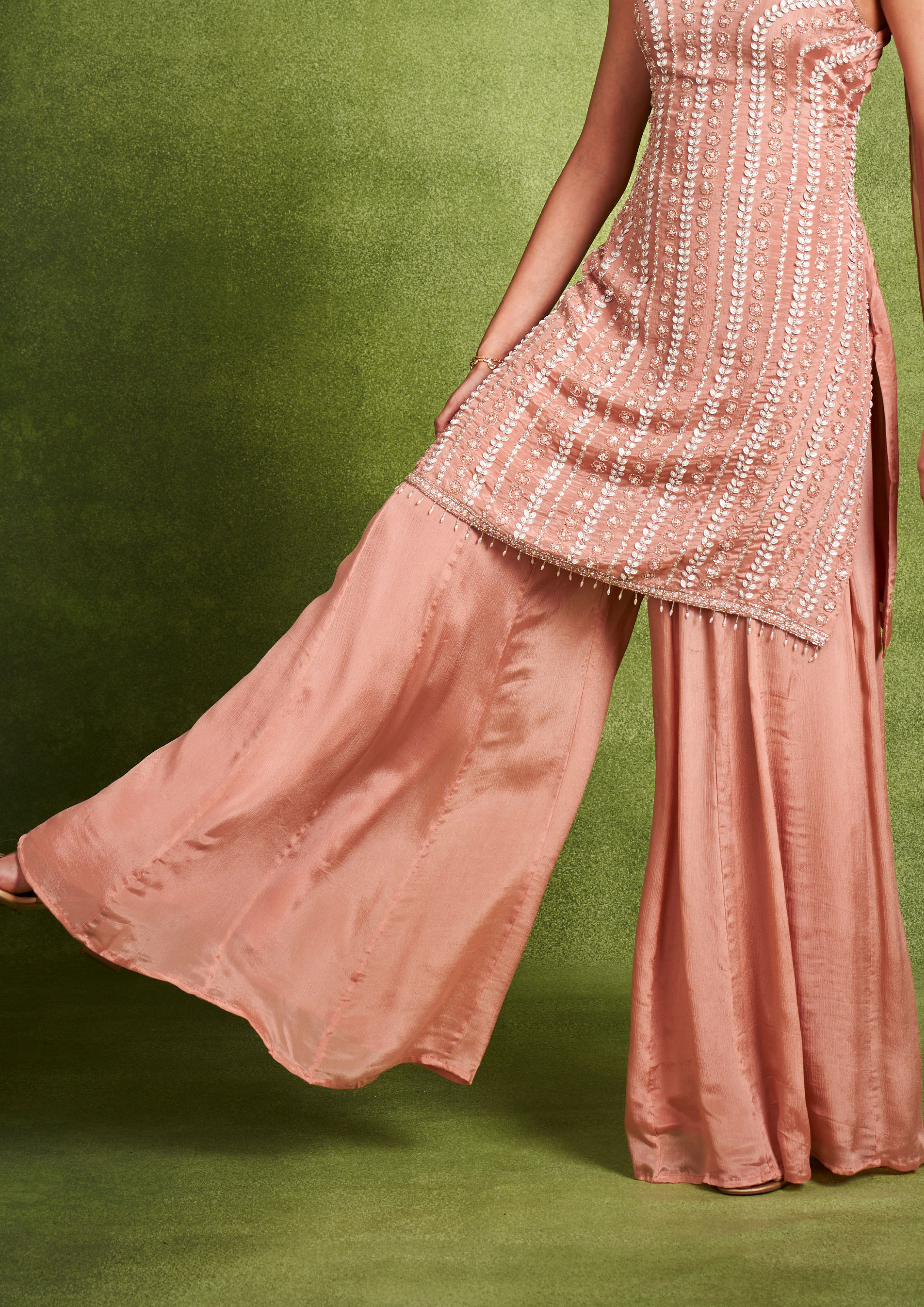 Twamev Women Dusty Pink Chinon Stitched Suit