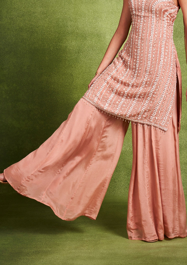 Twamev Women Dusty Pink Chinon Stitched Suit
