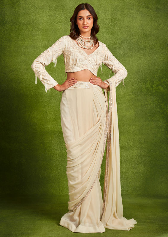 Twamev Women Classical Cream Georgette Saree