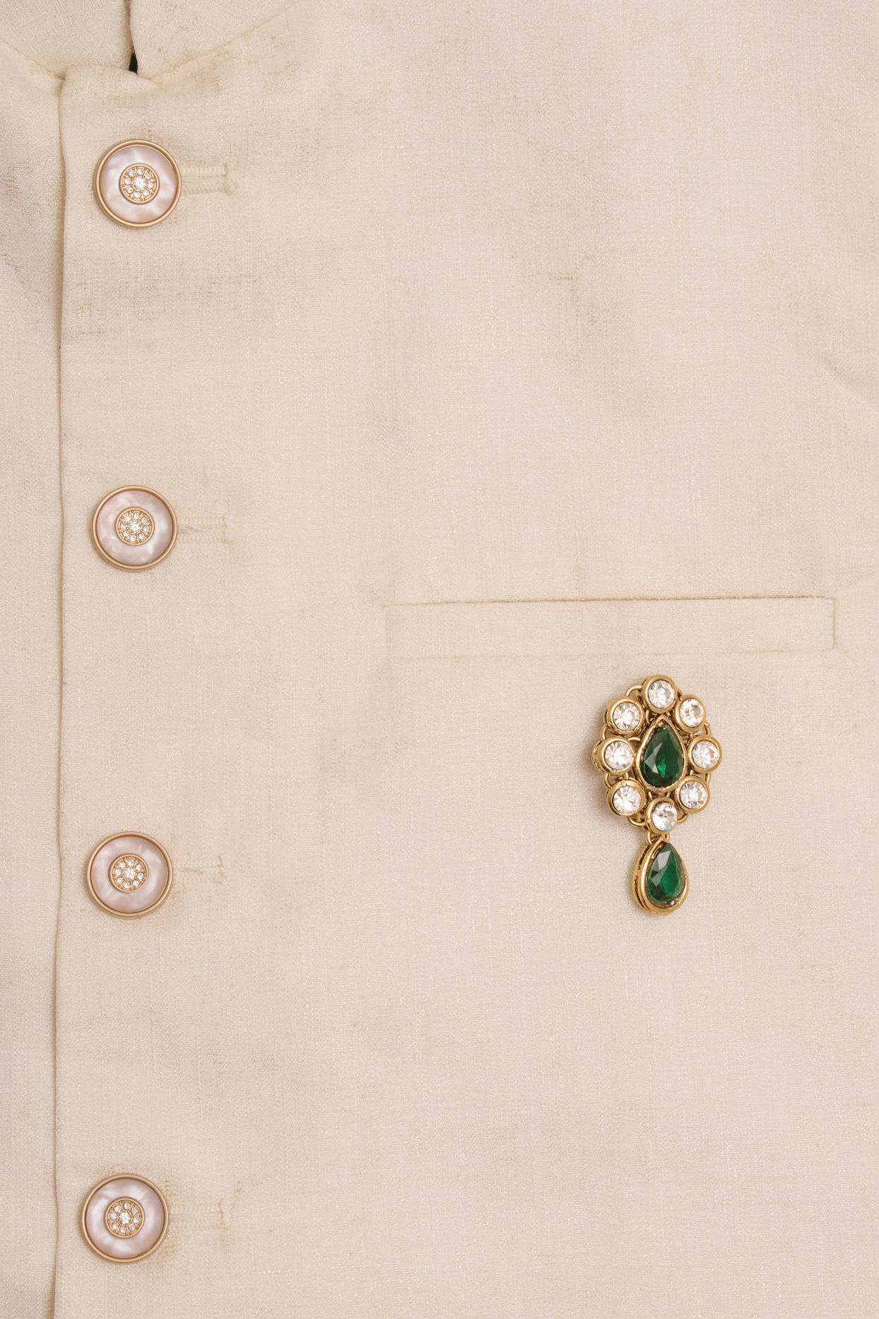 Manyavar Men Emerald Green Stone Embedded Drop Shaped Brooch