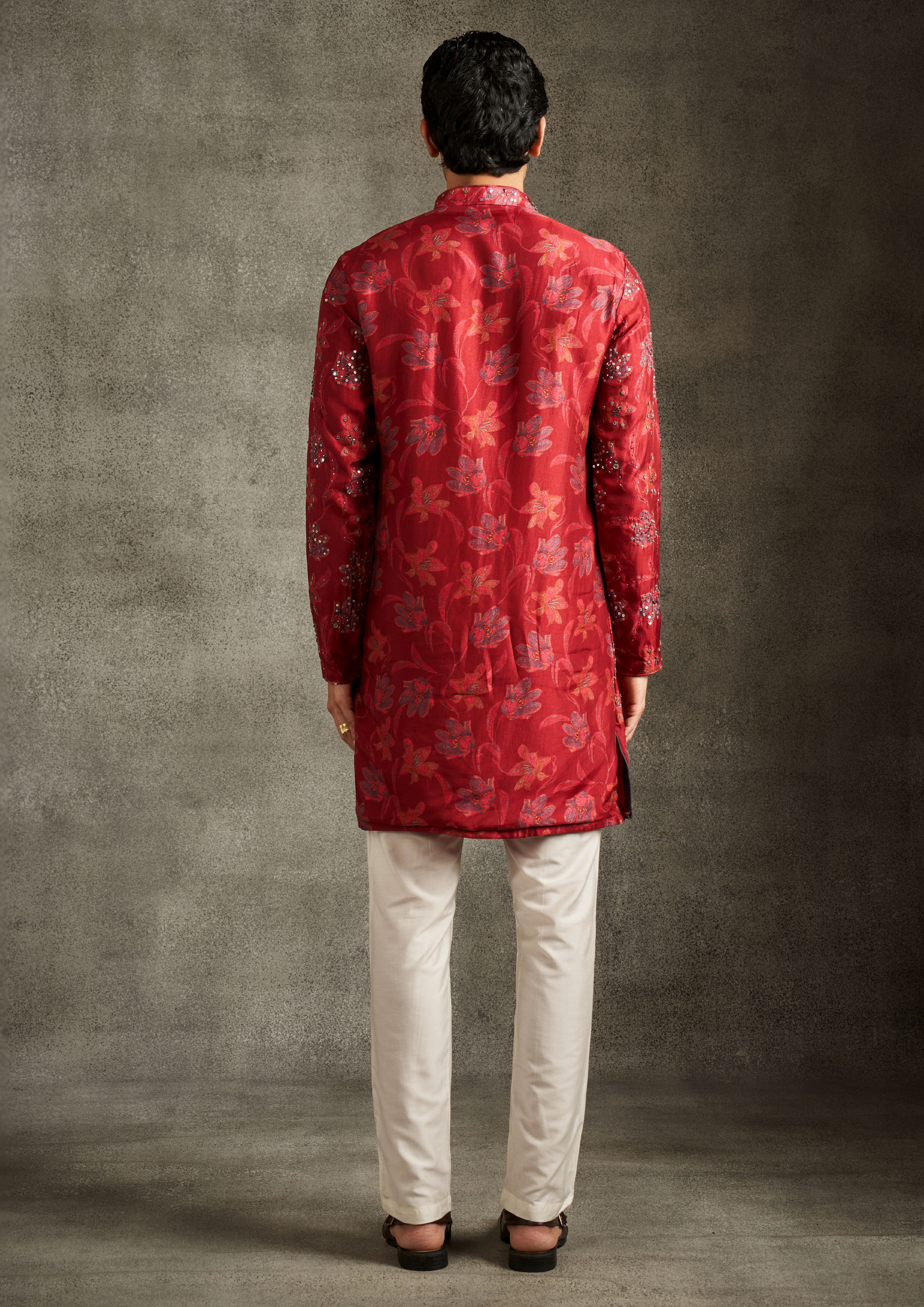 Twamev Men Mesmerizing Red Kurta Pajama